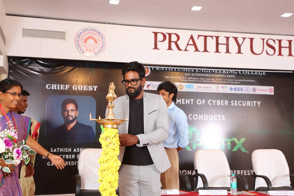 Dignitaries & Chief Guests
